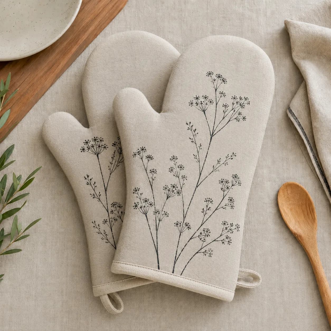 100% Linen Oven Mitts Oven Gloves for Kitchen | Reusable Heat Resistant Baking Gloves |
