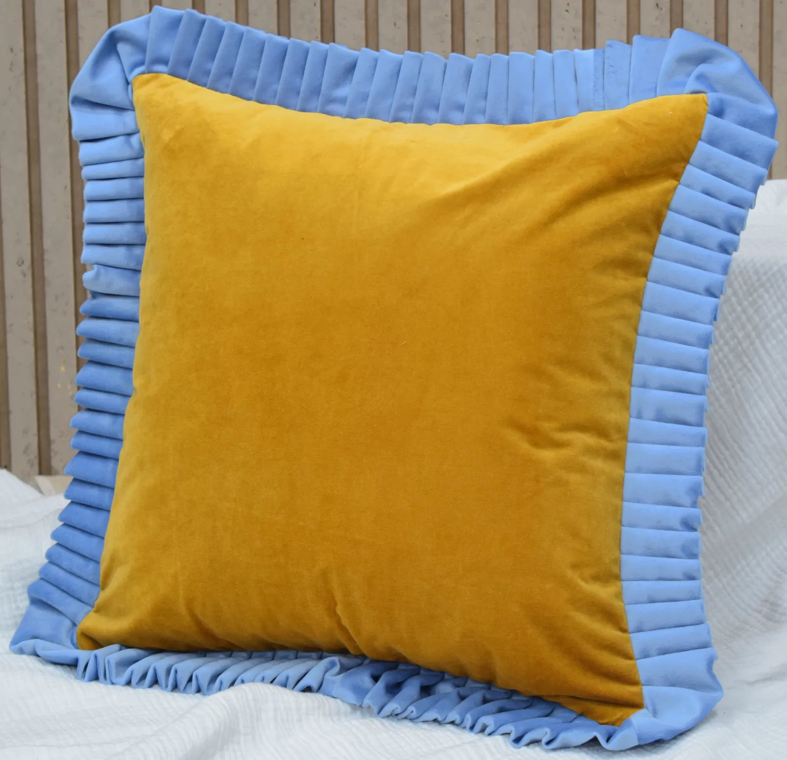 Luxury Velvet Cushion Cover with Ruffle Border – Soft Plush Decorative Throw Pillow